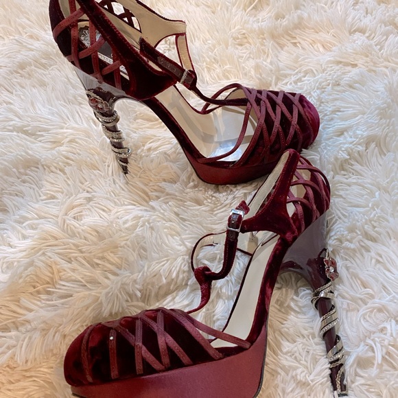 NWOB Dior Heels velvet burgundy with crystal embellishment - Picture 2 of 9